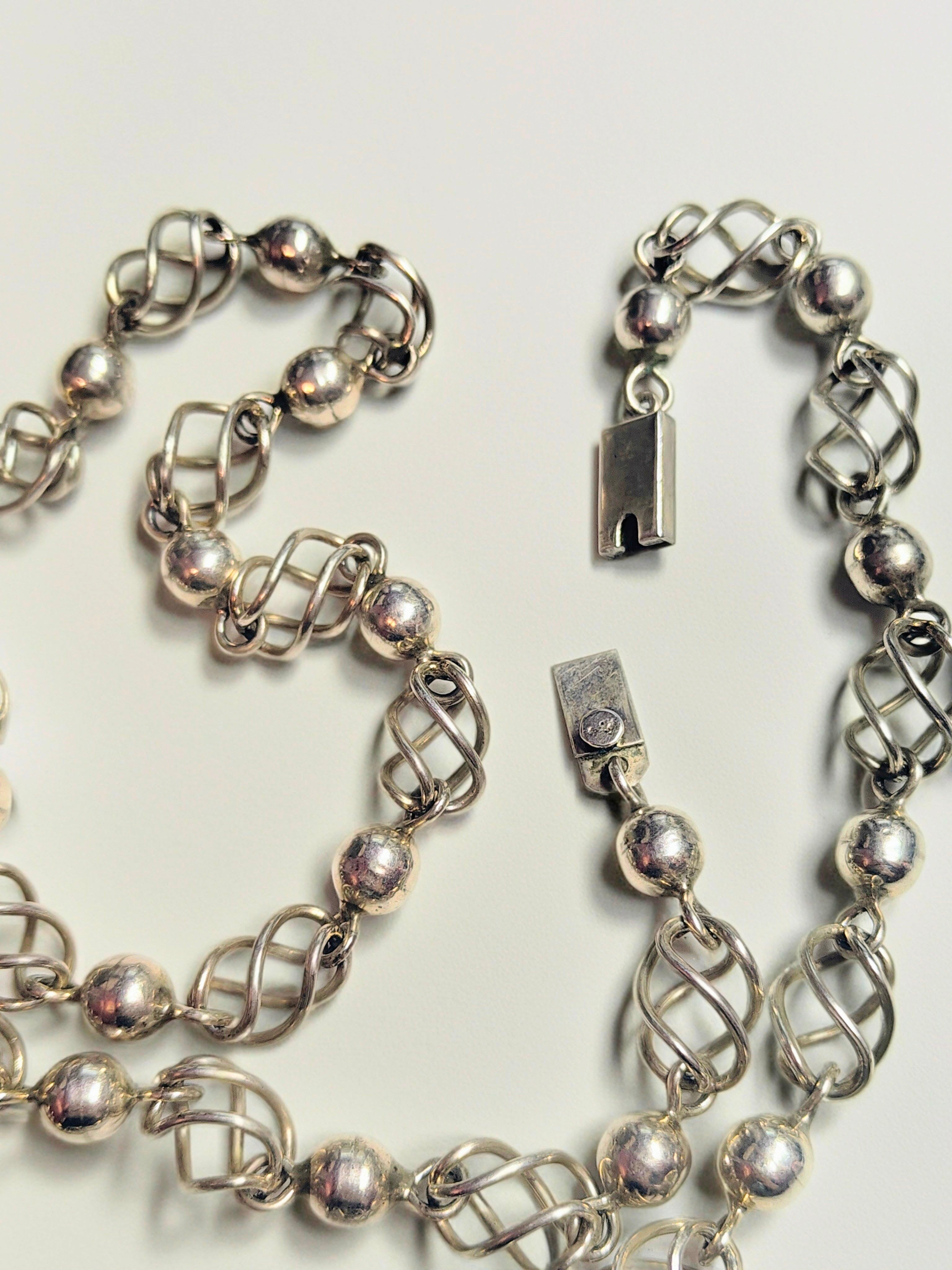 Orbit Chain Necklace