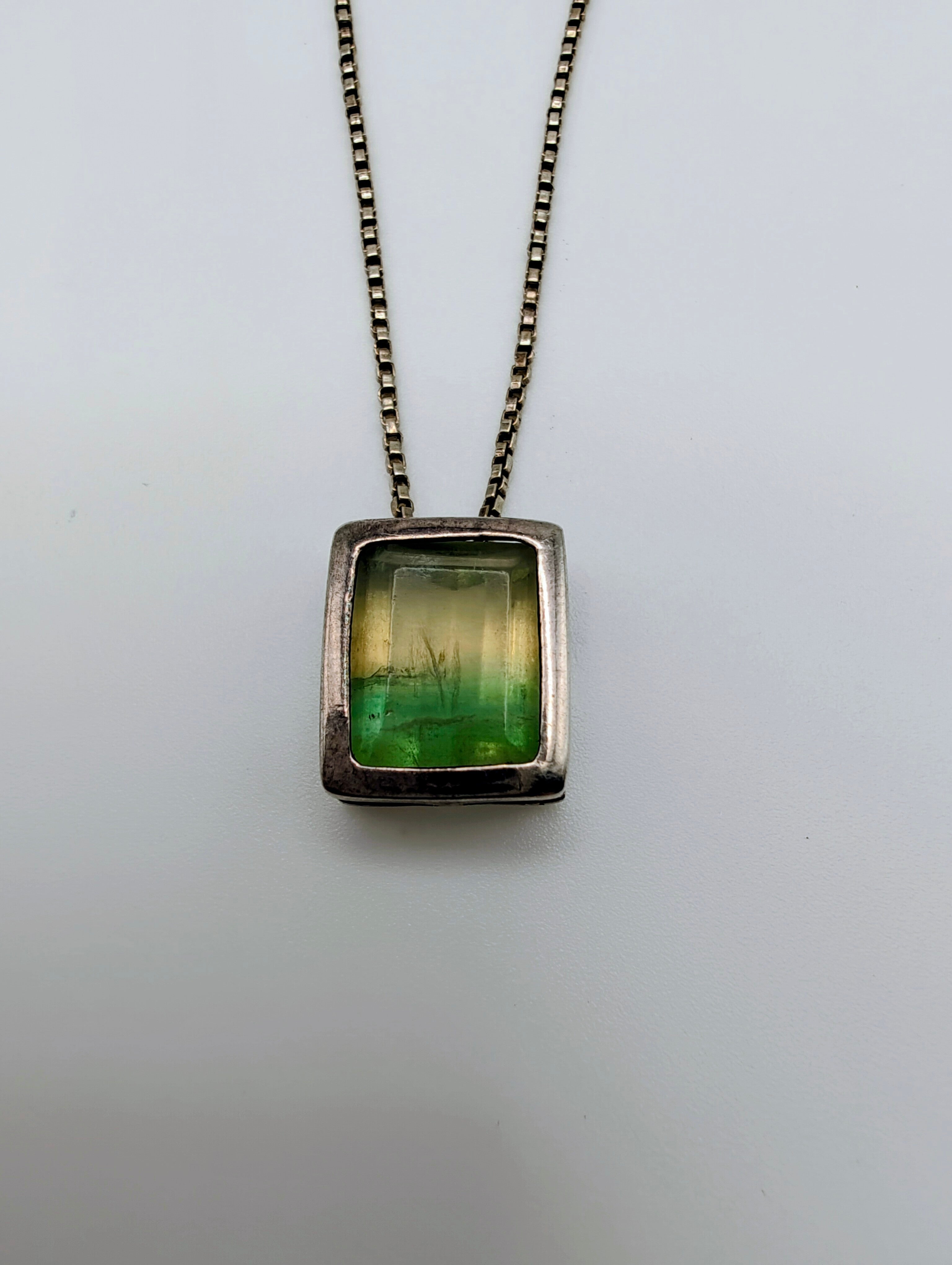 Green Horizon Fluorite Necklace