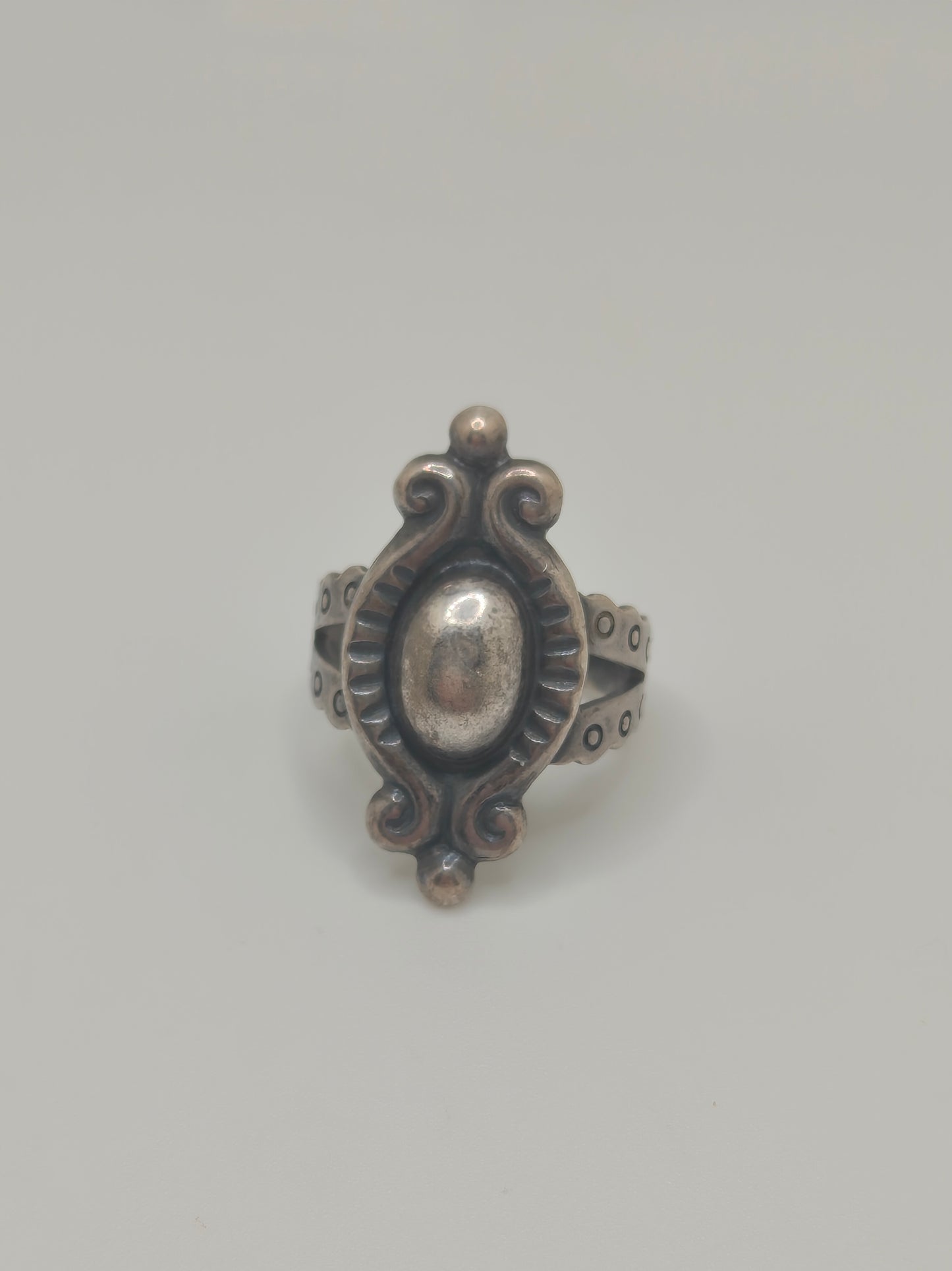 The Sanctum Eye — Sterling Silver Ring, Size 5 (3.94g)